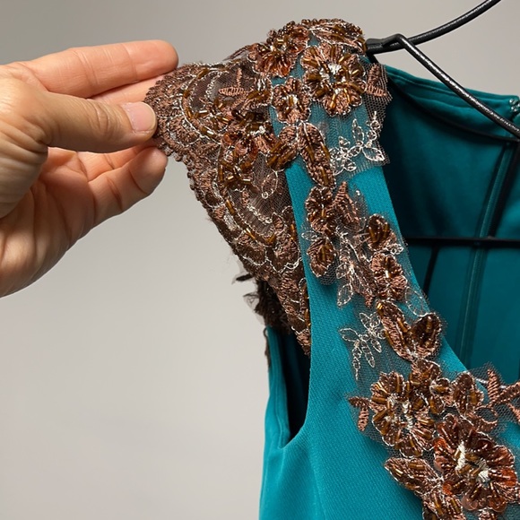 Green Carmen Marc Valvo evening gown sz 6 - Picture 7 of 8